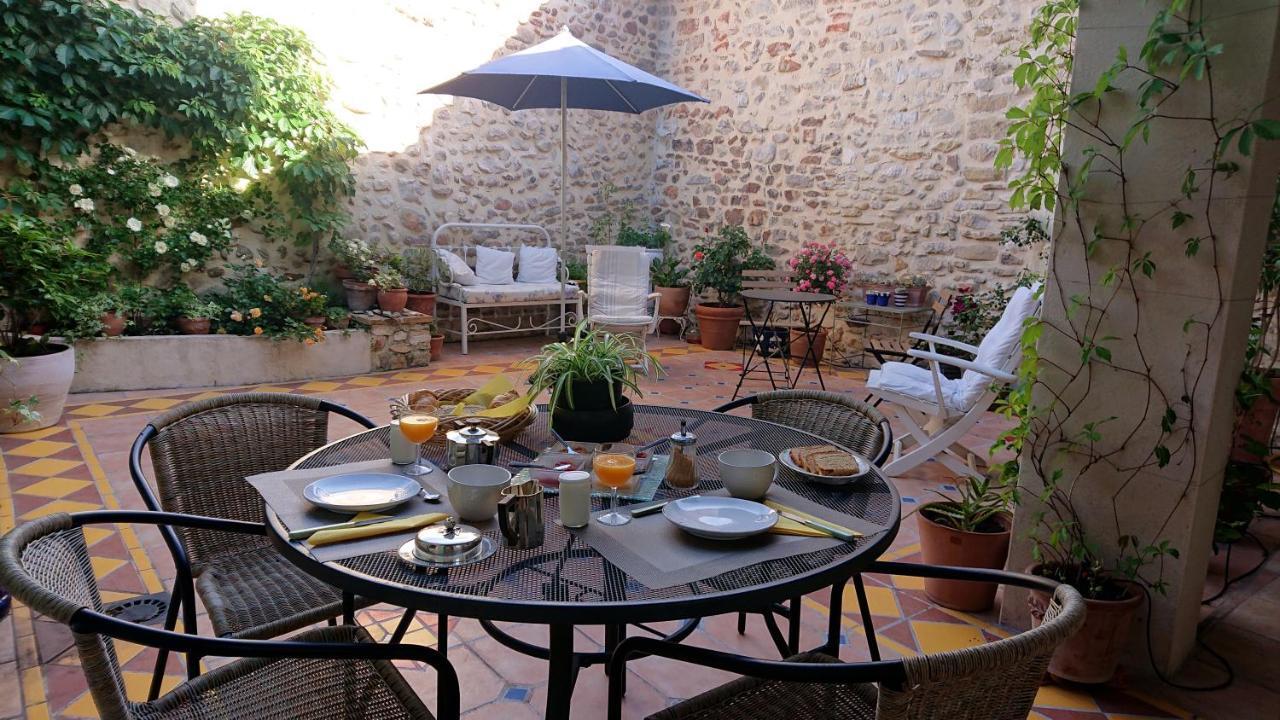 La Maison De St Victor Bed and Breakfast Saint-Victor-de-Malcap Exteriör bild